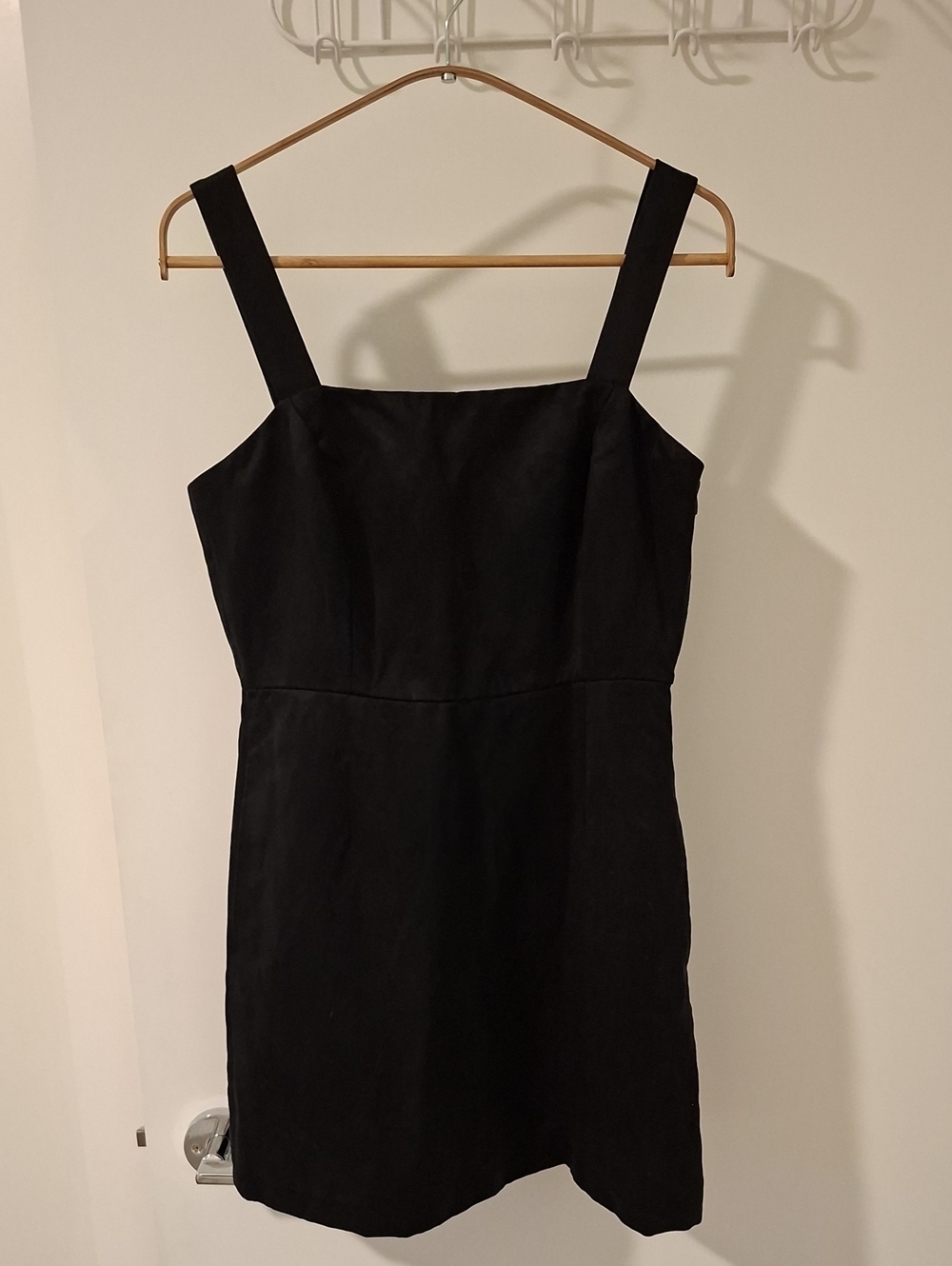 Wilfred Classic Little Black Mini Dress Linen & Lyocell w/ Pockets! (Size US 4)